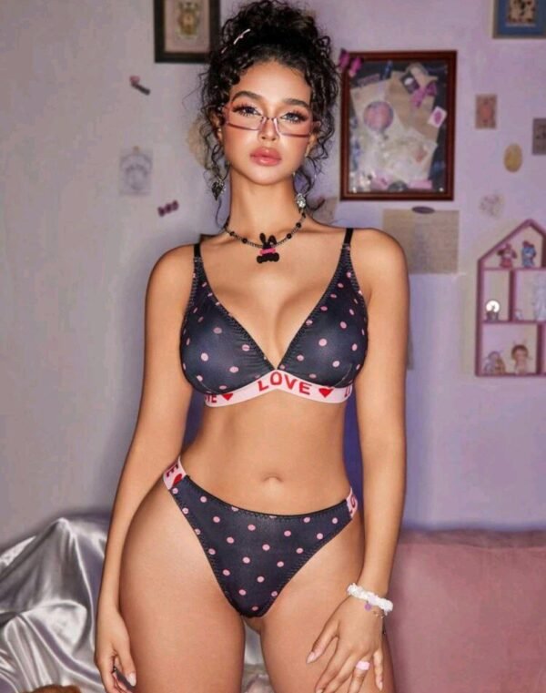Eraneu 2pc/Set Women Polka Dot Casual Non-Wired Bra And Panty Set, With Lining